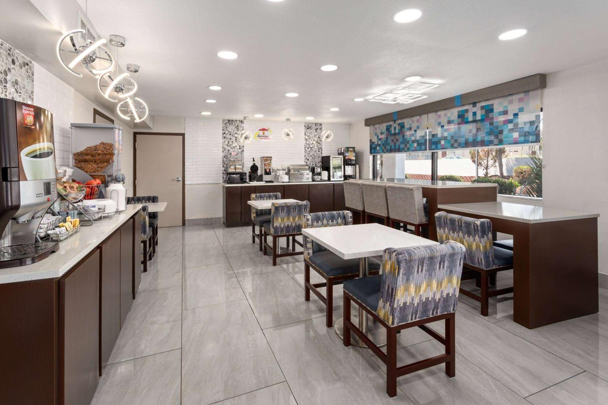 Super 8 By Wyndham Prattville Montgomery Ngoại thất bức ảnh