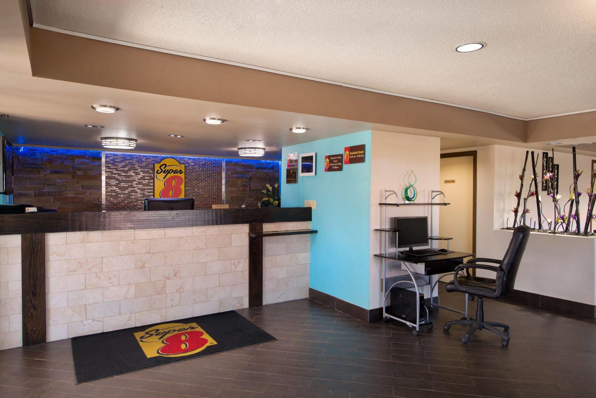 Super 8 By Wyndham Prattville Montgomery Ngoại thất bức ảnh