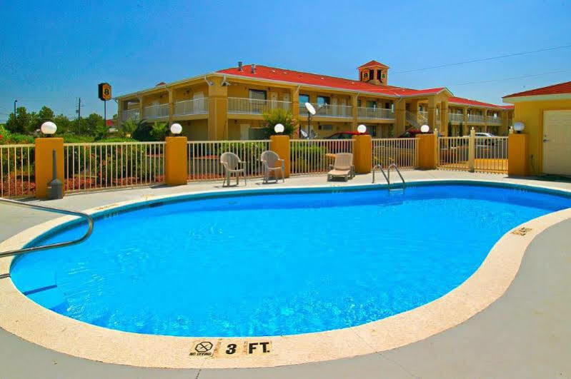 Super 8 By Wyndham Prattville Montgomery Ngoại thất bức ảnh